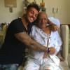 Lucas Lucco visita o avô internado num hospital em Patrocínio, Minas Gerais, nesta sexta-feira, 25 de dezembro de 2015