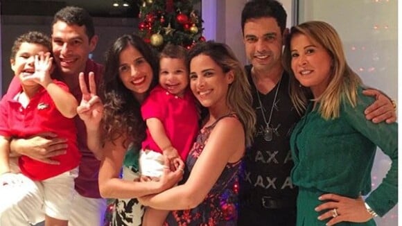 Sem Graciele Lacerda, Zezé Di Camargo passa Natal com Zilu e as filhas