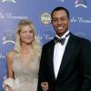 O atleta do golfe Tiger Woods foi acusado por vários escândalos sexuais em 2010. Na época, ele era casado com Elin Nordegren, que pediu o divórcio. Pelo divórcio, ele pagou à ex-modelo cerca de US$ 100 milhões (cerca de R$ 240 milhões)