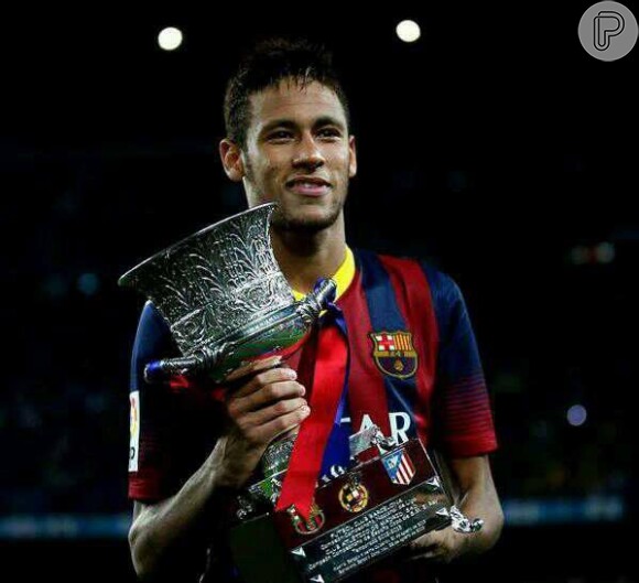 Neymar foi campeão da Supercopa da Espanha em 28 de agosto de 2013