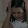 Ao saber de toda a verdade, Paulinha (Klara Castanho) fica atordoada e se tranca no quarto, em 'Amor à Vida'