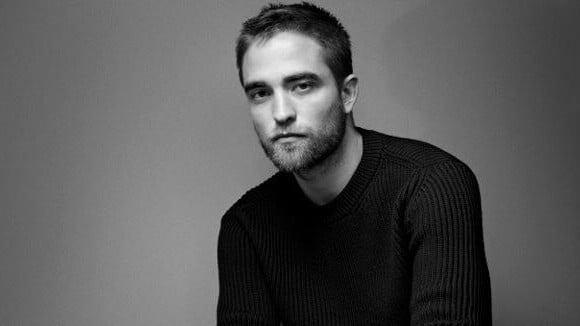 Robert Pattinson admite ter pânico para escolher roupas: 'É uma loucura!'