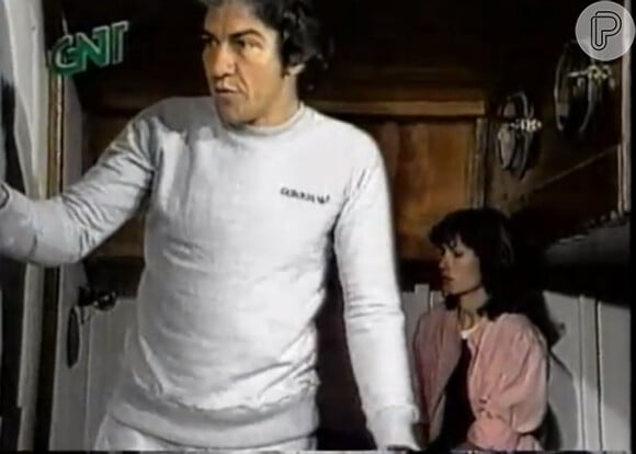 Claudio Cavalcanti contracenando com Natália do Vale na novela 'Água Viva', em 1980