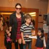 Giovanna Antonelli se diverte com os filhos Pietro, Antonia e Sofia em shopping do Rio de Janeiro, em 29 de setembro de 2013