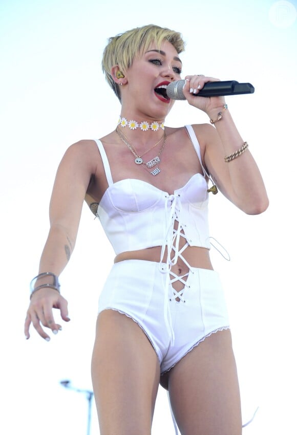 Foto: Miley Cyrus quase deixa a carreira para se dedicar à fotografia -  Purepeople