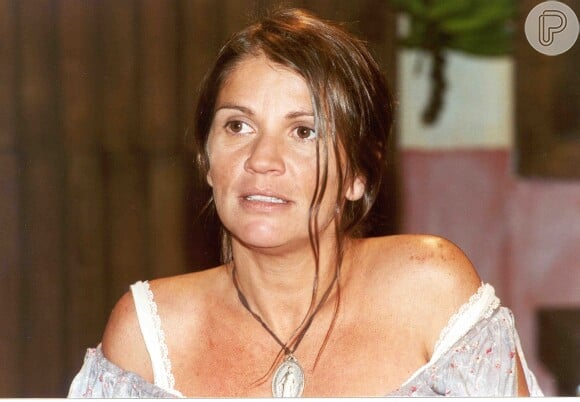 Tássia Camargo pode ser vista atualmente na reprise da novela 'O Cravo e a Rosa' (2000)