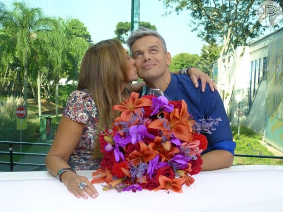 No Instagram, Susana Vieira agradeceu as flores enviadas por Boninho: 'Obrigada querido Boninho pelo carinho e pelas lindas flores. Amei!'