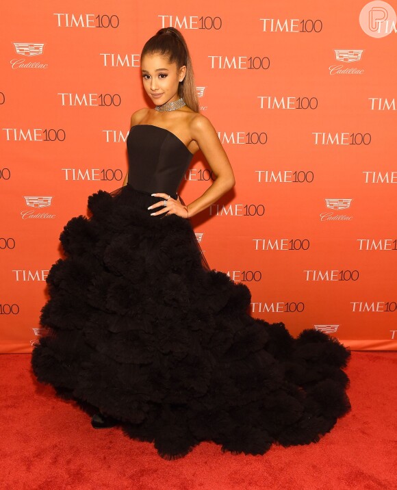 Ariana Grande no Baile de gala da revista 'Times', em Nova York, nesta terça-feira, 26 de abril de 2016
