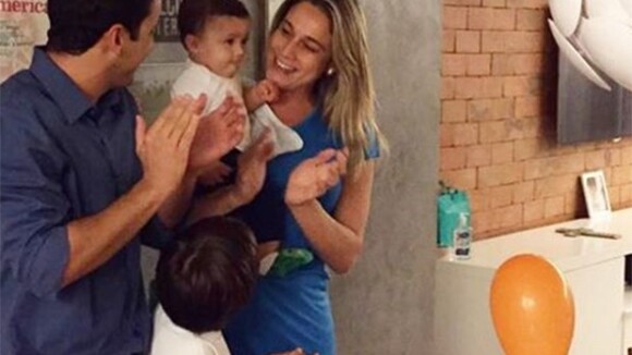 Fernanda Gentil e ex-marido, Matheus Braga, posam juntos com o filho: 'Orgulho'