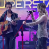 Sandy e Tiago Iorc cantaram pela primeira vez ao vivo a música 'Me Espera', no programa 'SuperStar' deste domingo, 1º de maio de 2016
