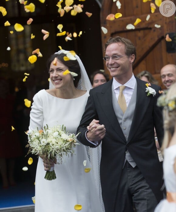 A união do príncipe Jaime de Bourbon-Parma com a advogada Viktoria Cservenyak foi realizada na igreja Nossa Senhora da Ascensão, em outubro de 2013, na Holanda