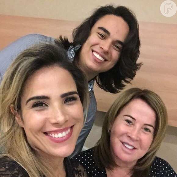 Zilu Godoi foi visitada pelos filhos Wanessa Camargo e Igor no hospital durante o final de semana