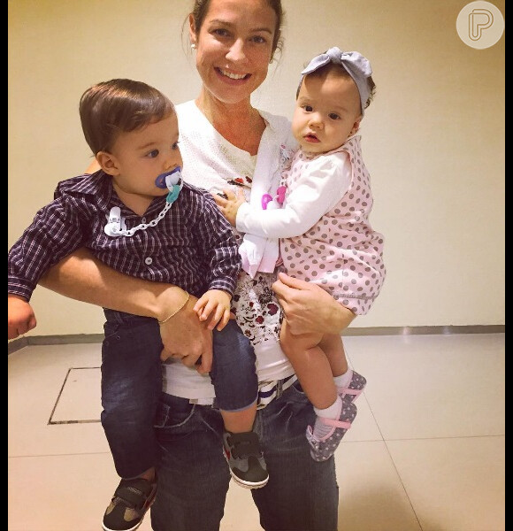 Luana Piovani curtiu o primeiro Dia das Mães com os gêmeos