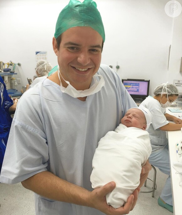 O sertanejo Belutti também se tornou pai com o nascimento de Luiz Miguel, fruto de seu casamento com a atriz Thais Pacholek