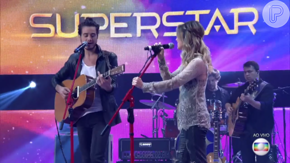 Tiago Iorc fez sucesso com a parceria musical com Sandy no clipe 'Me Espera'