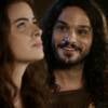 Abiú (Daniel Siwek) se apaixonou por Joana (Rayanne Morais), ignorando os sentimentos do pai, Arão (Petrônio Gontijo), pela hebreia, na novela 'Os Dez Mandamentos - Nova Temporada'