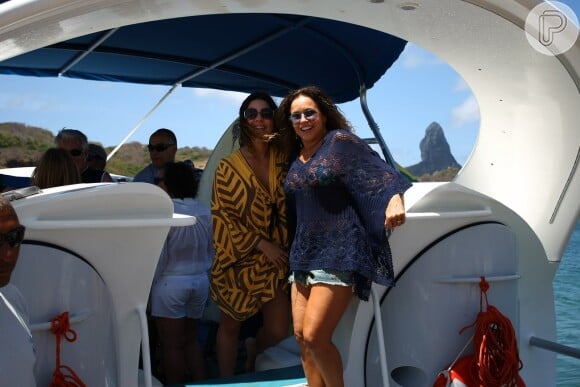Daniela Mercury e Malu Verçosa passearam na embarcação Natureza Viva-Navi nesta quinta-feira, 17 de outubro de 2013