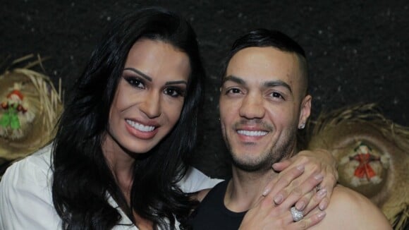 Gracyanne Barbosa comemora 4 anos de casamento com Belo: 'Tudão'. Veja vídeo!
