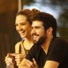 Juliana Paiva e Juliano Laham se encontraram com um casal de amigos em um bar da Barra da Tijuca, Zona Oeste do Rio de Janeiro