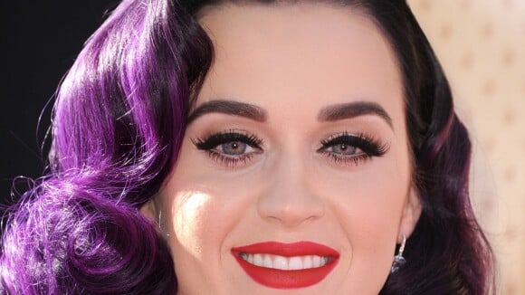 Katy Perry completa 29 anos com liderança de vendas no iTunes pelo single 'Roar'