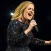 Adele solta palavrões ao esquecer letra de música durante show: 'Desculpe-me! Palavras erradas'