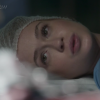 Eliza (Marina Ruy Barbosa) promete para Jonatas (Felipe Simas)que tudo vai ficar bem: 'Vai dar tudo certo, meu sapo!'