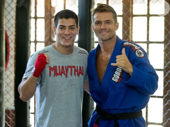 Em 2016, Claudio Heinrich, protagonista da primeira temporada de 'Malhação', encontrou Arthur Aguiar, que interpretava o lutador de muay thai Duca