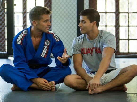 A Globo promoveu um encontro entre Claudio Heinrich e Arthur Aguiar, que interpretava o lutador de muay thai Duca em 'Malhação'