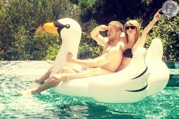 Taylor Swift e Calvin Harris sempre postavam fotos juntos nas redes sociais