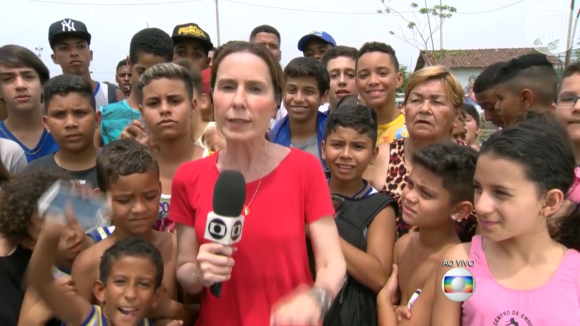 Susana Naspolini, repórter do 'RJTV', visitava locais sem assistência do governo e cobrava das autoridades melhorias
