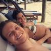 Thais Fersoza exibe barriga de gravidez com o marido, Michel Teló