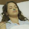 Camila (Agatha Moreira) sofreu um acidente de carro ao fugir do sequestro e entrou em coma, na novela 'Haja Coração'