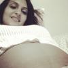 Renata, ex de Adriano costumava postar imagens da barriga de gravidez nas redes sociais