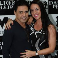 Zezé Di Camargo e Graciele Lacerda vão à gravação do 1º DVD do filho de Luciano