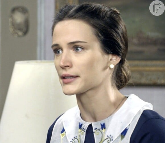 Maria (Bianca Bin) alerta Anastácia (Eliane Giardini) sobre Araújo (Flávio Tolezani), na novela 'Êta Mundo Bom!'