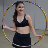 Giovanna Grigio entra no clima da Olimpíada 2016 e faz aula de ginástica rítmica