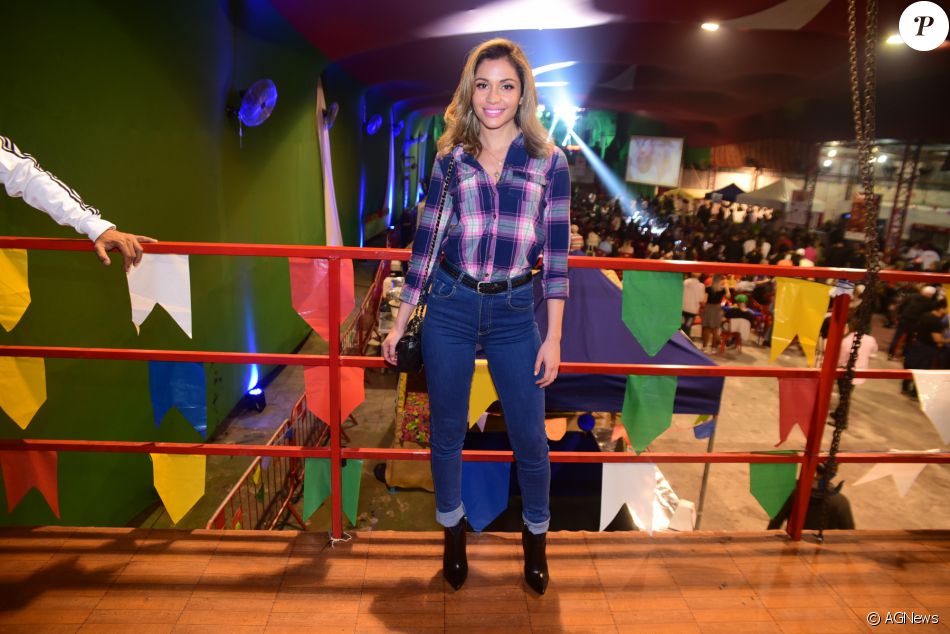calça e camisa xadrez para festa junina