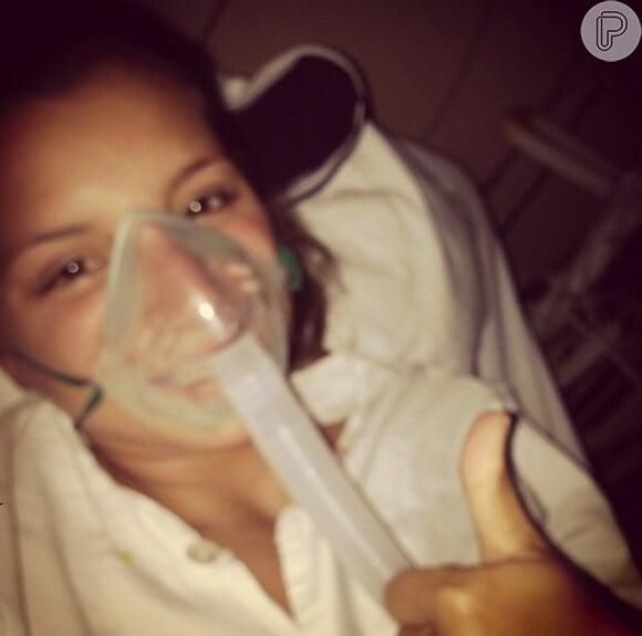 Maya Gabeira ficou internada em um hospital em Portugal após sofrer um acidente em uma onda gigante
