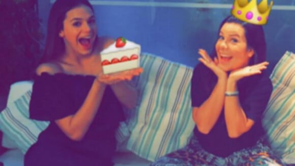 Bruna Marquezine parabeniza a amiga Fernanda Souza em vídeo no Snapchat. Veja!