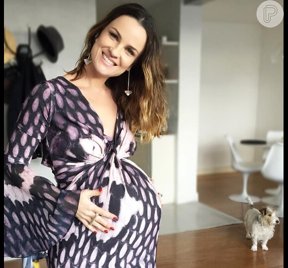 Carolina Kasting está na reta final da segunda gravidez