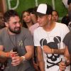 Neymar se divertiu no 'Novo Verã021' na boate Vitrinni Lounge, na Barra da Tijuca, Zona Oeste do Rio, na noite deste domingo, 26 de junho de 2016
