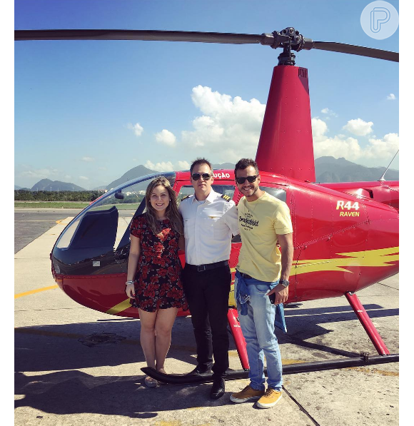 Matheus e Cacau curtiram um passeio de helicóptero no Rio de Janeiro nesta segunda-feira, 27 de junho de 2016