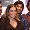Deborah Secco prestigia o marido, Hugo Moura, em festa de lançamento da websérie 'O Quarto Ao Lado', na noite desta segunda-feira, 28 de junho de 2016, e posa para as fotos com o elenco