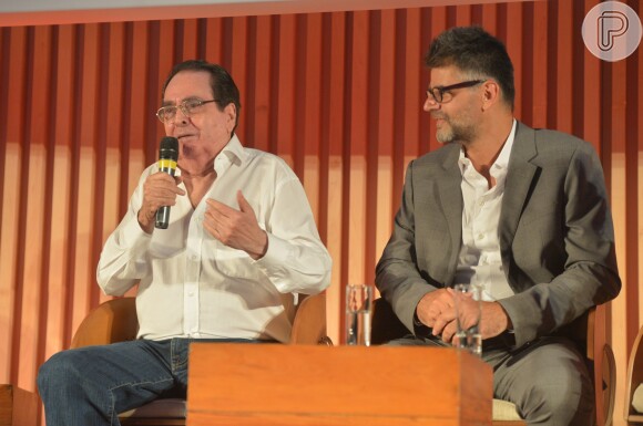 Luiz Fernando Carvalho, diretor artístico da novela 'Velho Chico', teria dito que a Globo estava apenas exibido a trama, que poderia ir ao ar em qualquer emissora