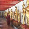 Marina Ruy Barbosa mostrou no Instagram fotos de sua visita a um templo budista na Tailândia