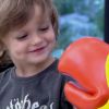 Bento, de 4 anos, neto de Ana Maria Braga brincou com o Louro José durante o 'Mais Você'