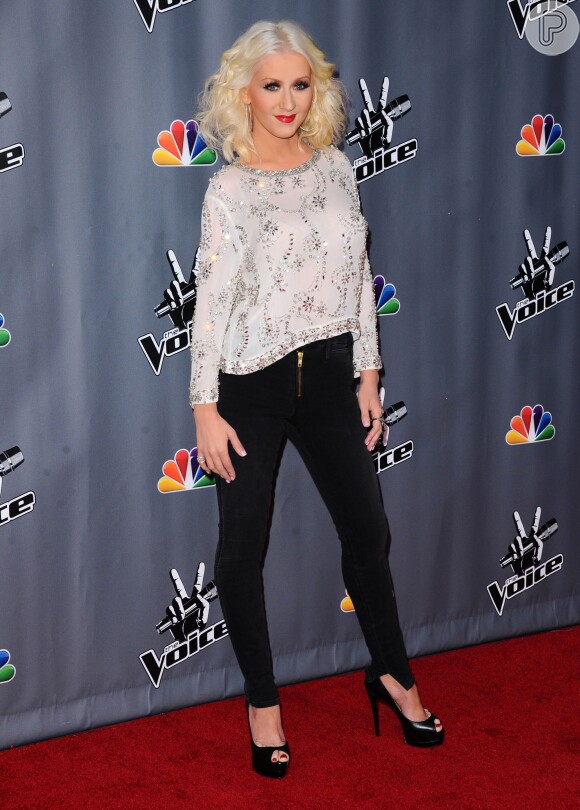 Christina Aguilera aparece magérrima em festa do programa 'The Voice', em 7 de novembro de 2013