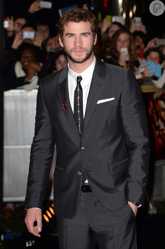 Liam Hemsworth na première de 'Jogos Vorazes: Em Chamas', nesta segunda-feira (11), em Londres