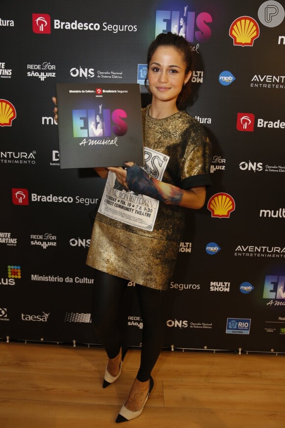 Nanda Costa prestigiou o espetáculo 'Elis, a musical', nesta quinta-feira, 14 de novembro de 2013