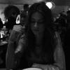 Thaila Ayala durante jantar com amigas em Nova York, em 22 de novembro de 2013